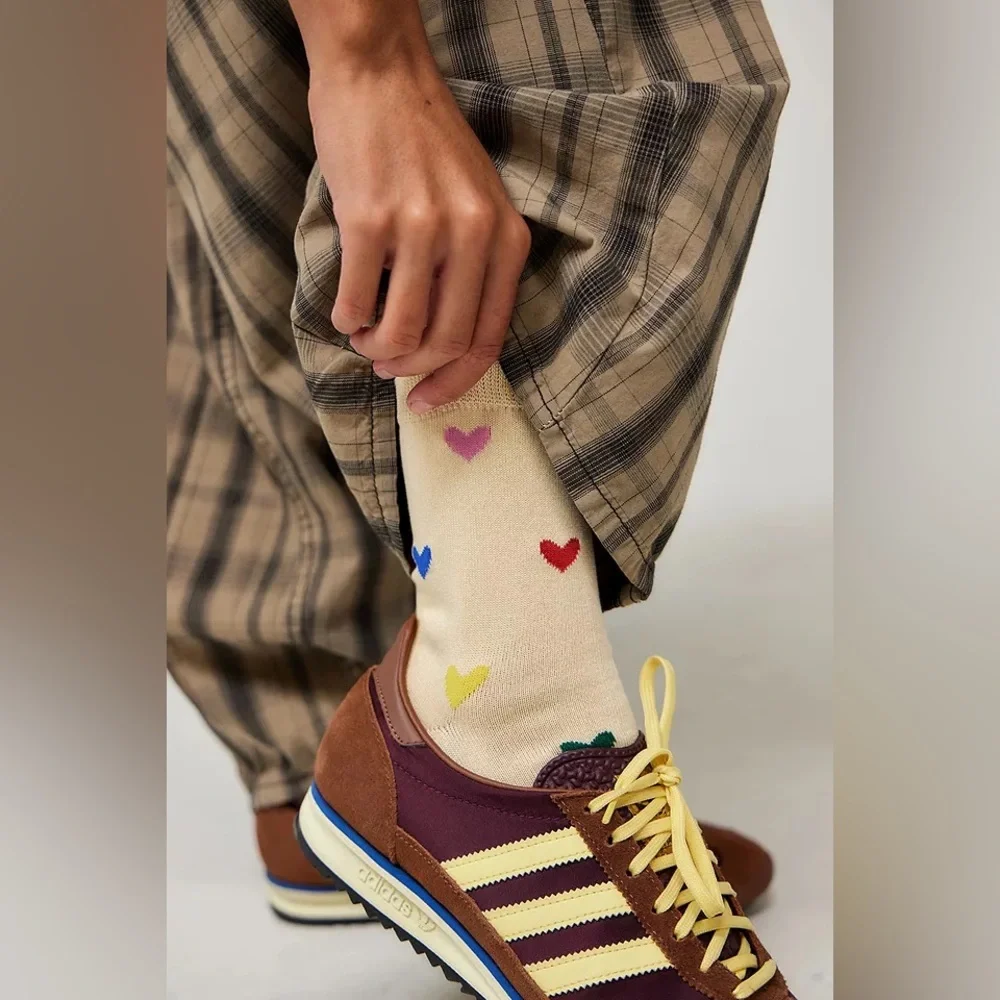 Urban Outfitters BAGGU Heart Socks - Picture 1 of 7